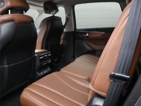 Certified 2024 Acura MDX SH-AWD w/ Technology Package image 11