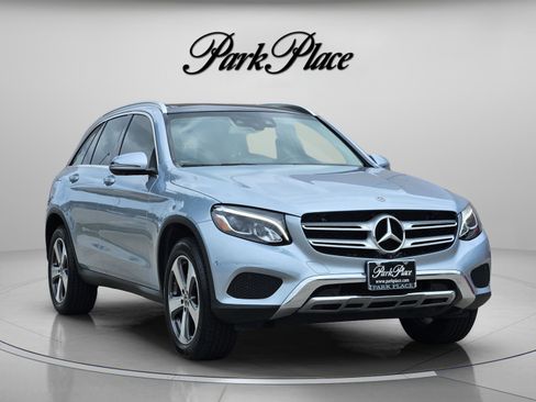 Certified 2018 Mercedes-Benz GLC 300 image 4