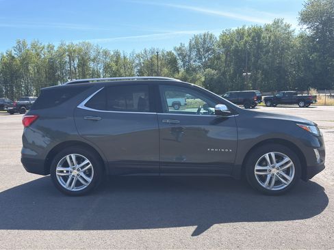 Used 2020 Chevrolet Equinox Premier AWD/4WD image 25