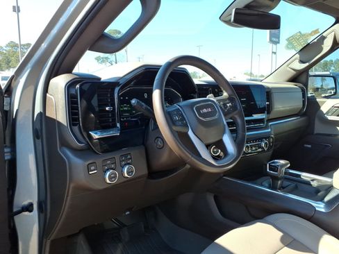 Used 2023 GMC Sierra 1500 SLT w/ SLT Premium Plus Package image 8