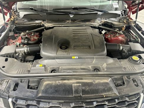 Used 2019 Land Rover Range Rover Sport HSE AWD/4WD image 31