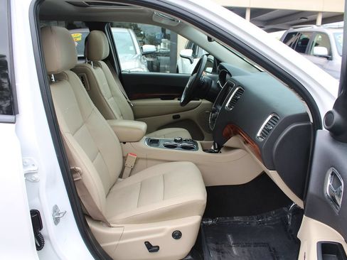 Used 2017 Dodge Durango Citadel w/ Premium Entertainment Group AWD/4WD image 21