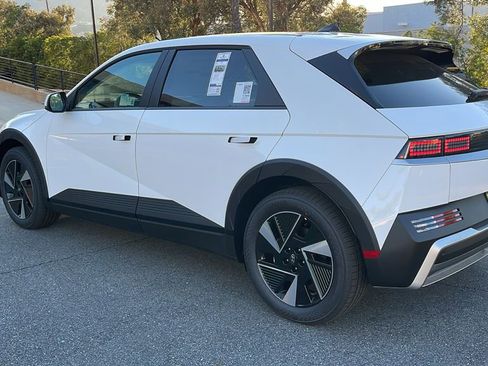 New 2026 Hyundai Ioniq 5 SE image 11