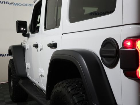 Used 2026 Jeep Wrangler Unlimited Rubicon w/ Safety Group AWD/4WD image 10