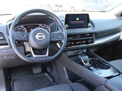 Used 2023 Nissan Rogue SV FWD image 14