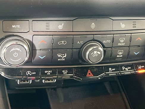 Used 2022 Dodge Durango GT image 20