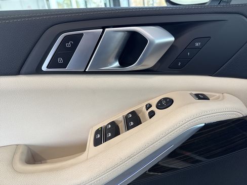 Used 2021 BMW X5 sDrive40i w/ Convenience Package image 28