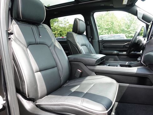 Used 2019 RAM 1500 Limited AWD/4WD image 45