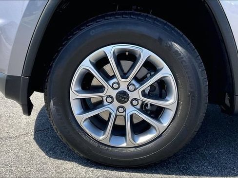 Used 2014 Jeep Grand Cherokee Limited RWD image 8