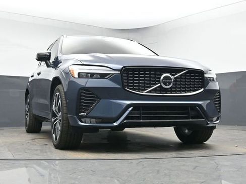 Used 2025 Volvo XC60 B5 Plus w/ Protection Package Premier image 34
