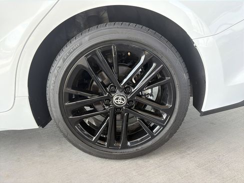 Certified 2025 Toyota Camry SE image 8