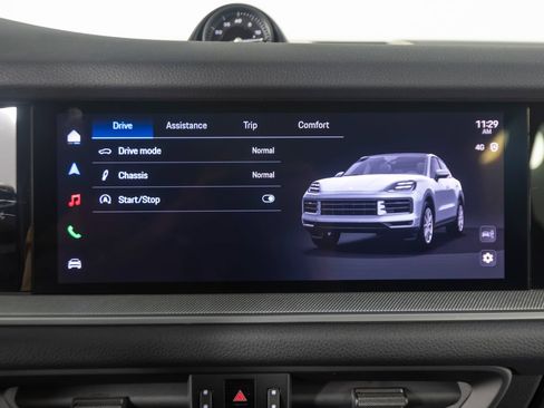Certified 2026 Porsche Cayenne Coupe AWD/4WD image 26