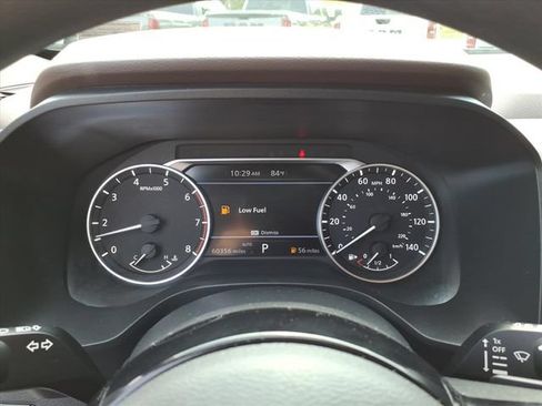 Used 2022 Nissan Rogue SV AWD/4WD image 18