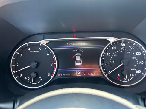 Used 2024 Nissan Sentra SV FWD image 29