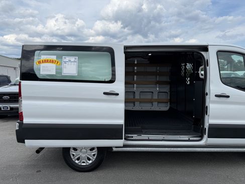 Used 2025 Ford Transit 250 Low Roof w/ Exterior Upgrade Package RWD image 12
