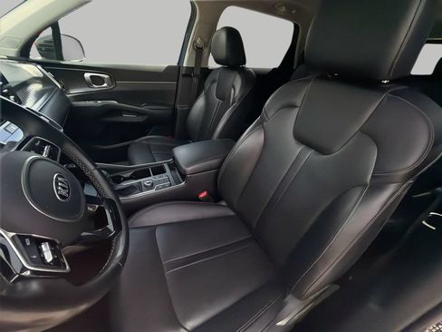 Used 2021 Kia Sorento S w/ Panoramic Sunroof Package FWD image 17