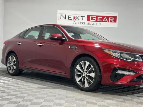 Used 2019 Kia Optima S image 2