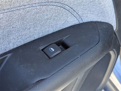 Used 2022 Jeep Compass Latitude image 22