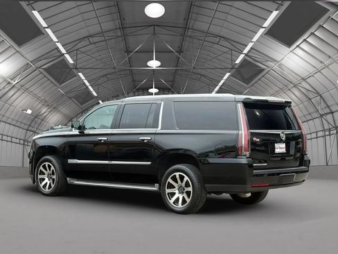Used 2015 Cadillac Escalade ESV 2WD image 5