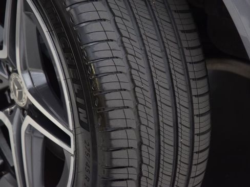 Certified 2023 Mercedes-Benz GLS 450 4MATIC image 29