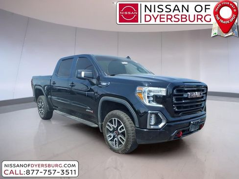 Used 2022 GMC Sierra 1500 AT4 w/ AT4 Preferred Package AWD/4WD image 1