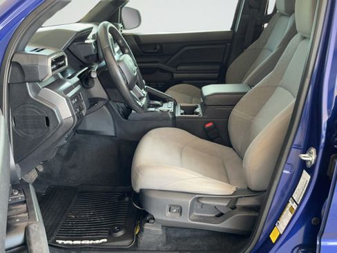 Used 2025 Toyota Tacoma SR5 RWD image 20