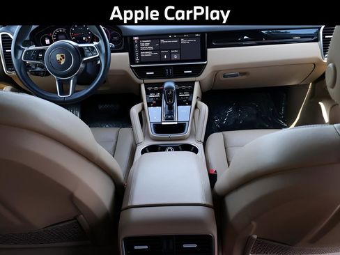 Used 2021 Porsche Cayenne image 15