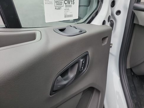 New 2026 Ford Transit 250 148 Medium Roof image 20