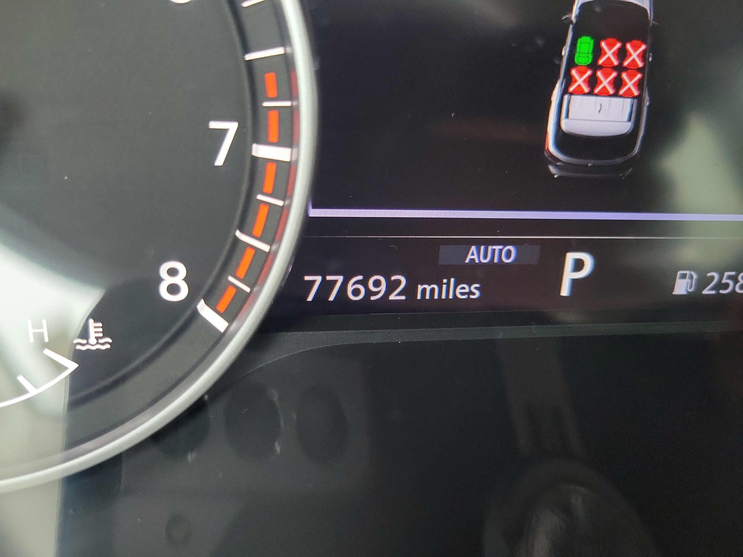 Used 2023 Nissan Pathfinder SV AWD/4WD image 12