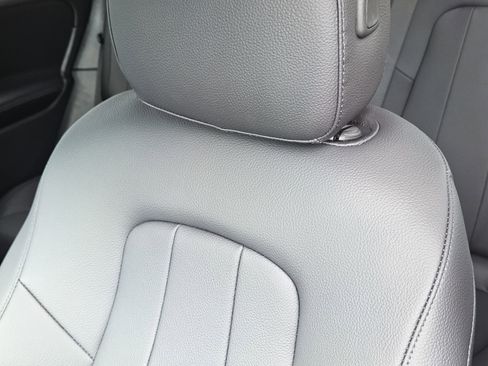 New 2026 Mercedes-Benz GLB 250 4MATIC image 15