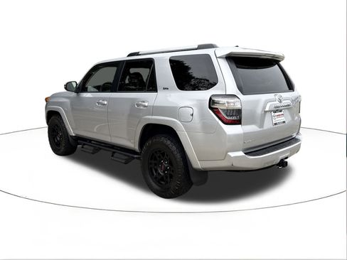 Used 2023 Toyota 4Runner SR5 Premium w/ Moonroof Package image 5