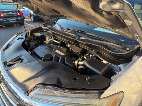 Used 2016 Honda Pilot LX image 10