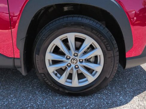 Certified 2026 Toyota Corolla Cross LE FWD image 11