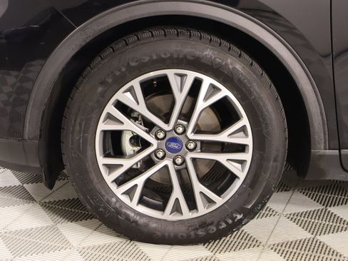 Used 2020 Ford Escape SEL image 19