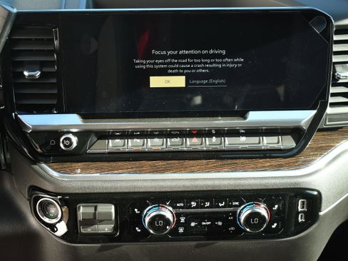 New 2026 GMC Sierra 1500 SLE w/ Preferred Package image 21