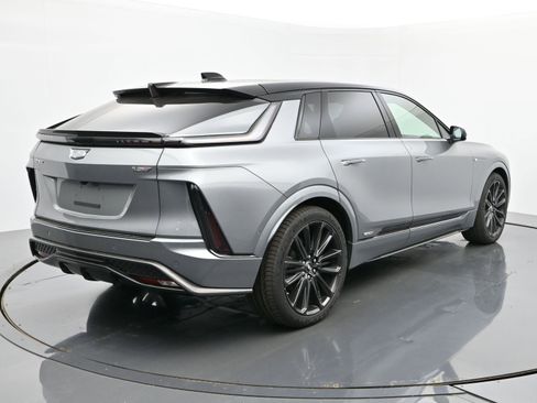 New 2026 Cadillac Lyriq V image 5