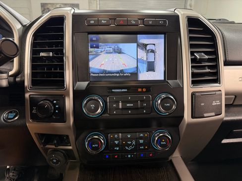 Used 2020 Ford F250 Lariat AWD/4WD image 20