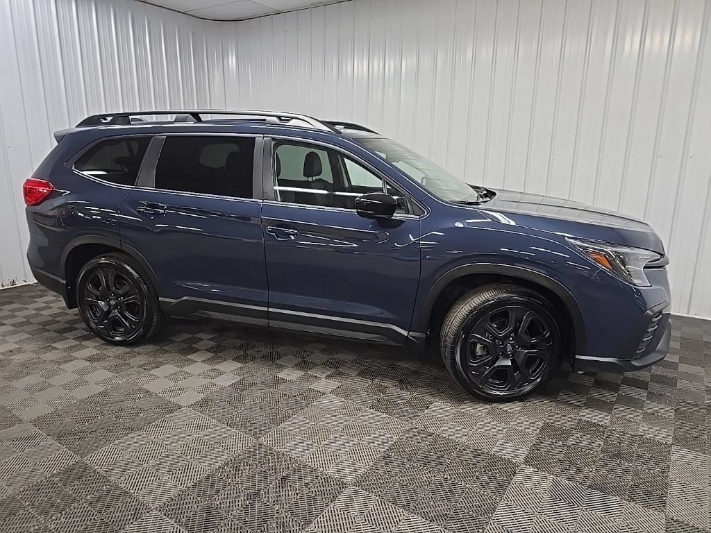 Used 2025 Subaru Ascent Bronze Edition AWD/4WD image 1