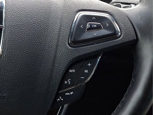 Used 2018 Lincoln MKX Reserve w/ Driver Assistance Package AWD/4WD image 25