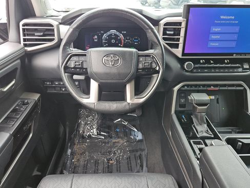Used 2024 Toyota Tundra Limited AWD/4WD image 13