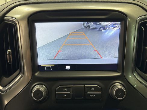 Used 2019 Chevrolet Silverado 1500 LT Trail Boss image 17