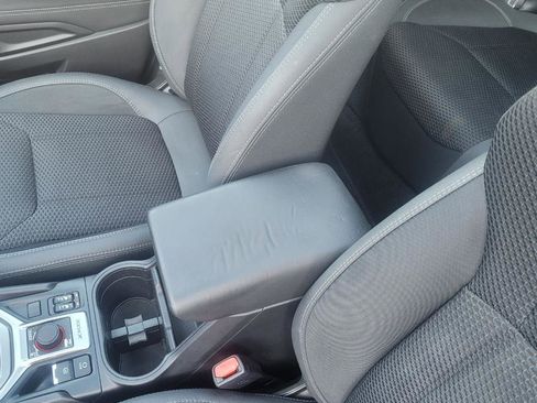 Used 2019 Subaru Forester Premium w/ All-Weather Package image 14