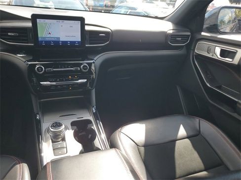 Used 2022 Ford Explorer ST-Line w/ Class IV Trailer Tow Package image 13