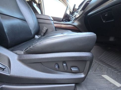 Used 2020 GMC Yukon XL SLT w/ Open Road Package image 22