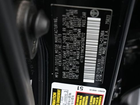 Used 2019 Toyota Camry LE image 17