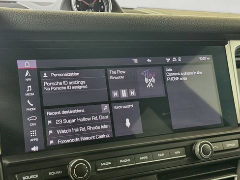 Certified 2020 Porsche Macan AWD/4WD image 17