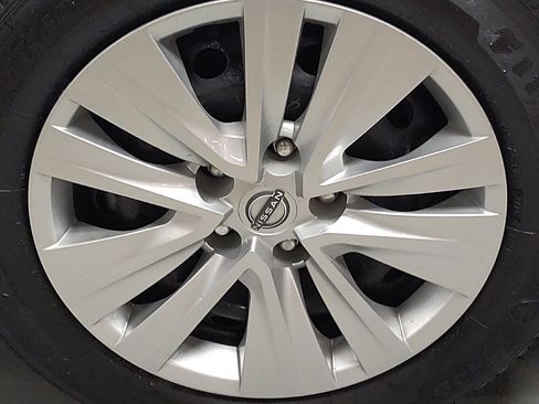 Used 2025 Nissan Sentra S FWD image 31