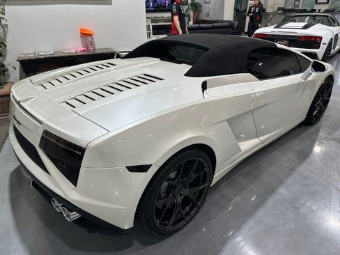 Used 2013 Lamborghini Gallardo LP 560-4 AWD/4WD image 3