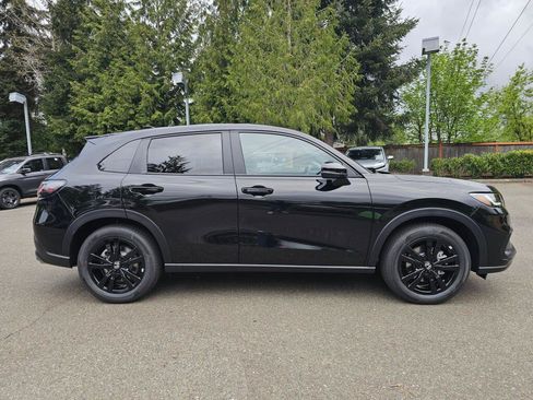 New 2026 Honda HR-V Sport image 9