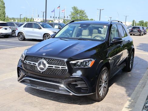 Certified 2024 Mercedes-Benz GLE 350 4MATIC image 4